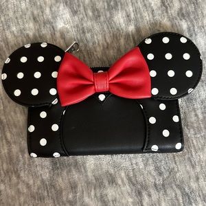 Loungefly Minnie Mouse Polka Dot Wallet